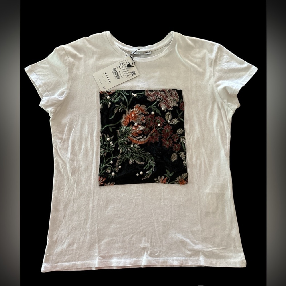 ZARA White Small Short Sleeves Casual Summer Top With Faux Pearls Design BNWT